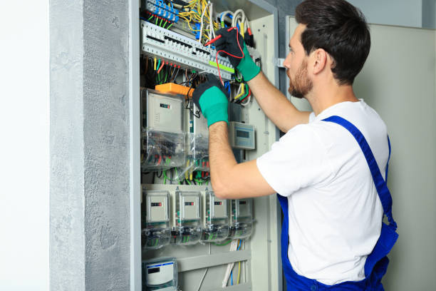 Best Emergency Electrical Repair  in Belville, NC